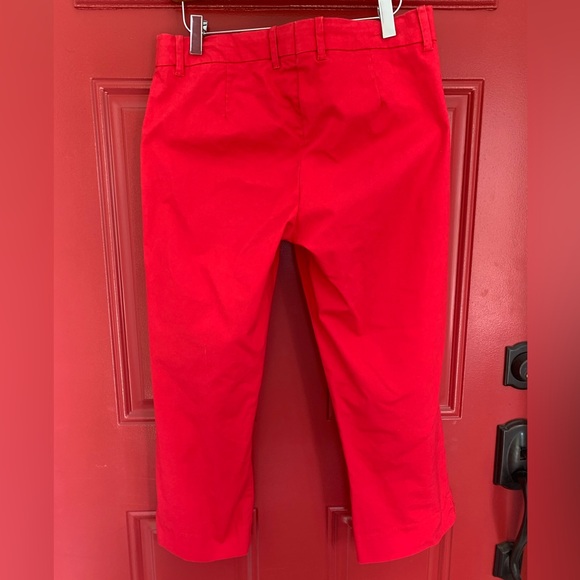 H&M capris in red - Picture 2 of 4